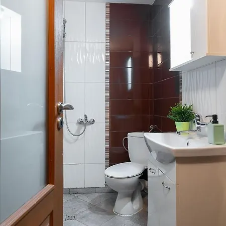 Apartment Луй Леже 2А *